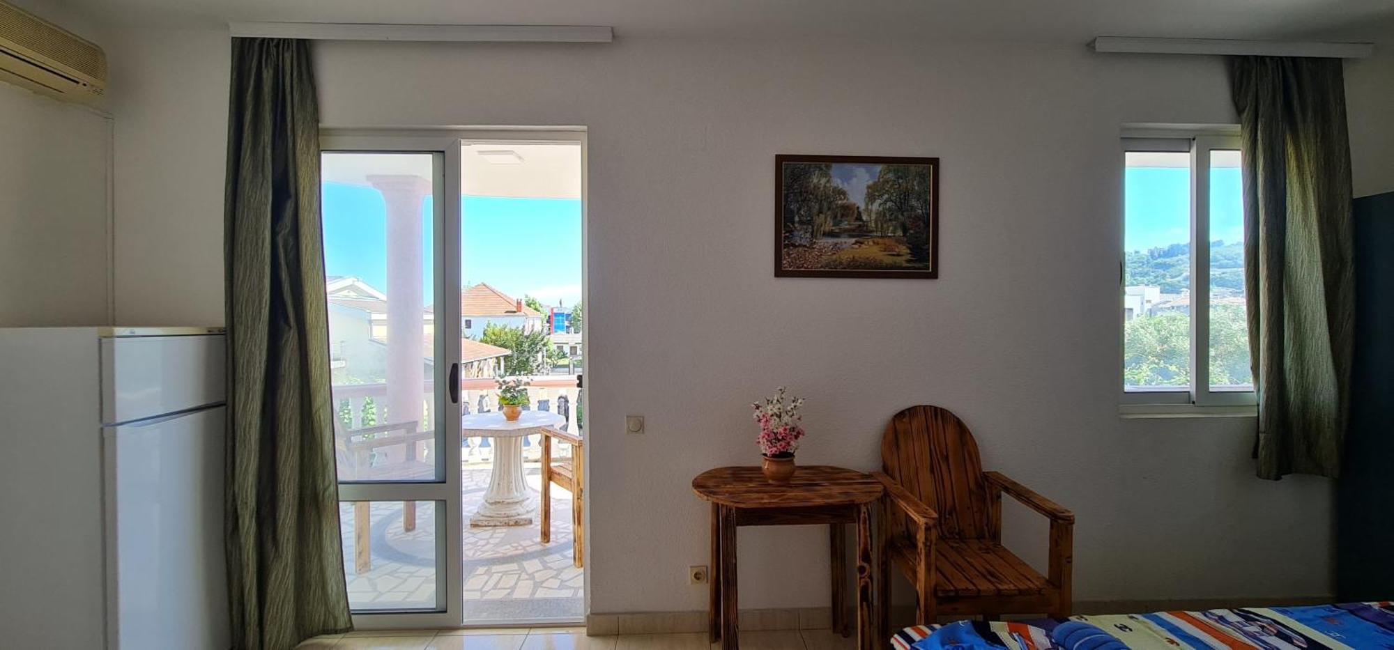 Kurt Apartaments Ulcinj Room photo
