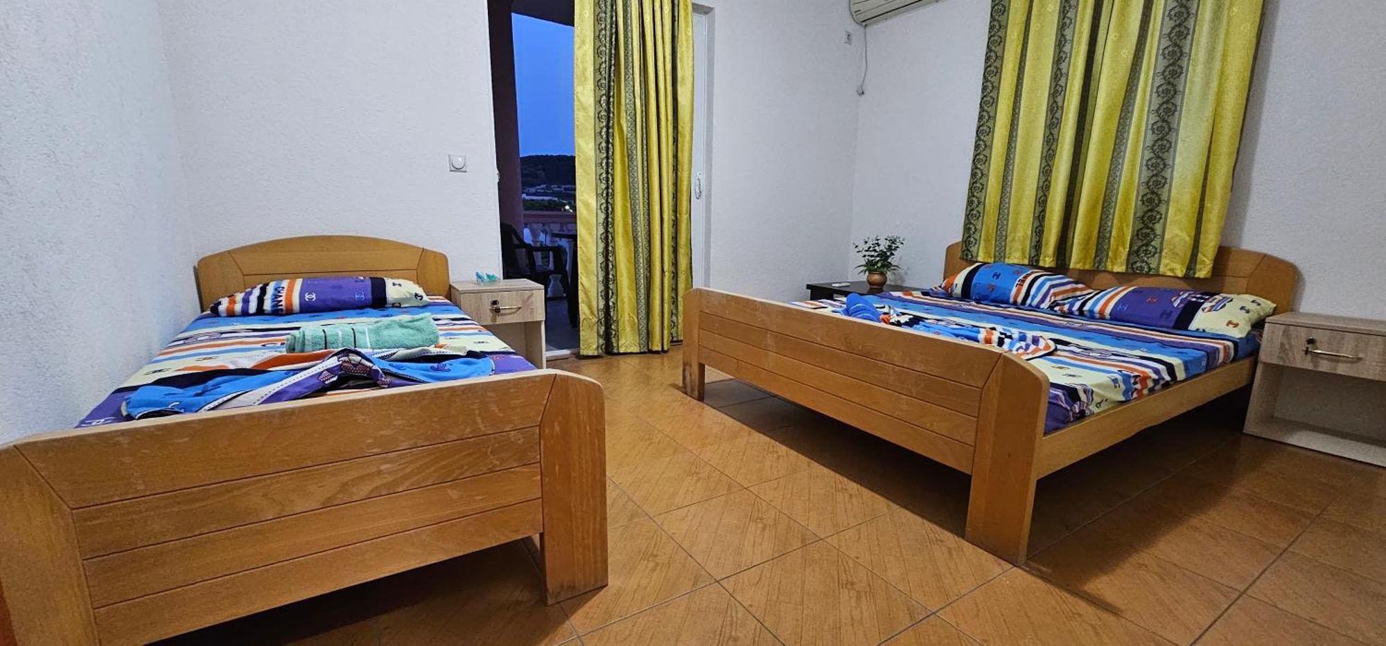Kurt Apartaments Ulcinj Exterior photo