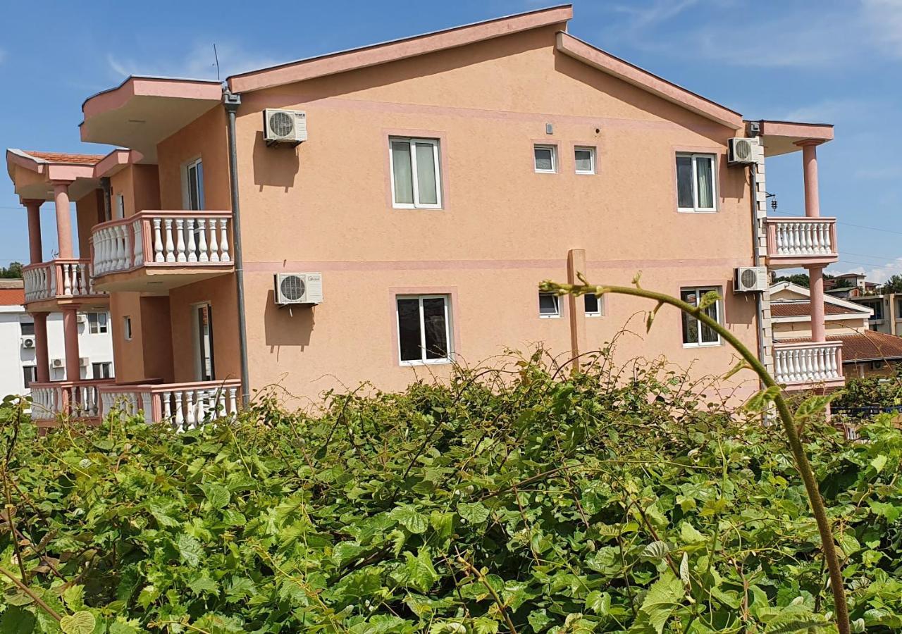 Kurt Apartaments Ulcinj Exterior photo